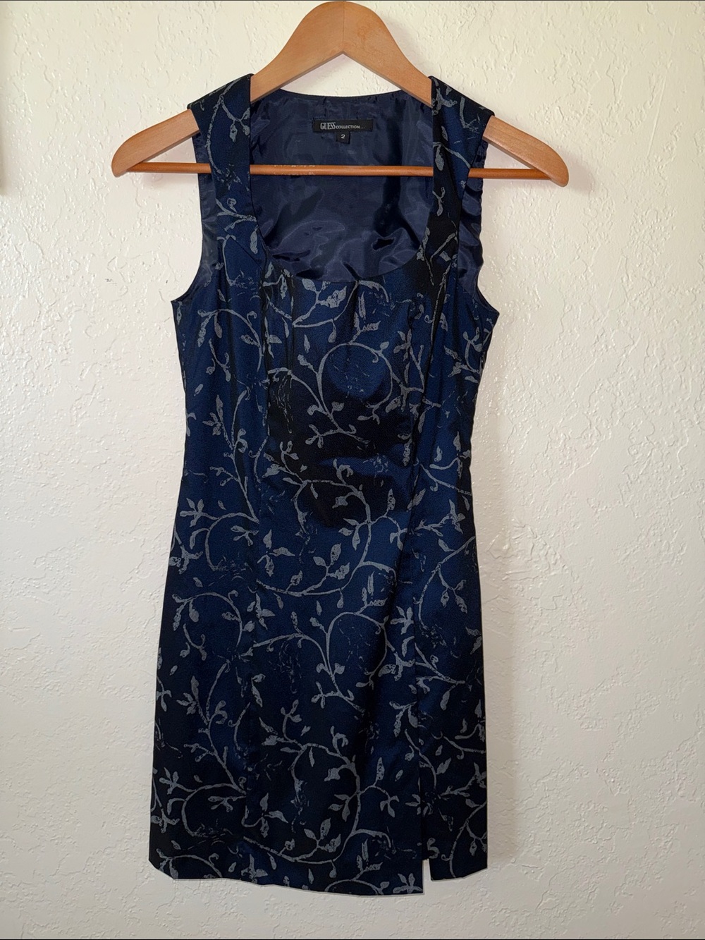 GUESS Collection 90s Mini Dress Navy Silver Metallic Floral Sheath Sz 2